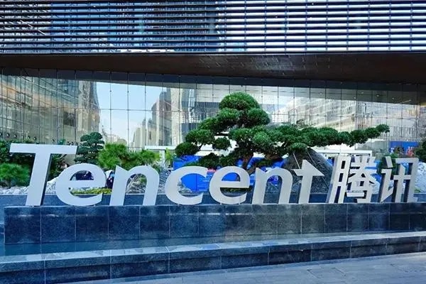 女人都是用什么交友软件聊天的？